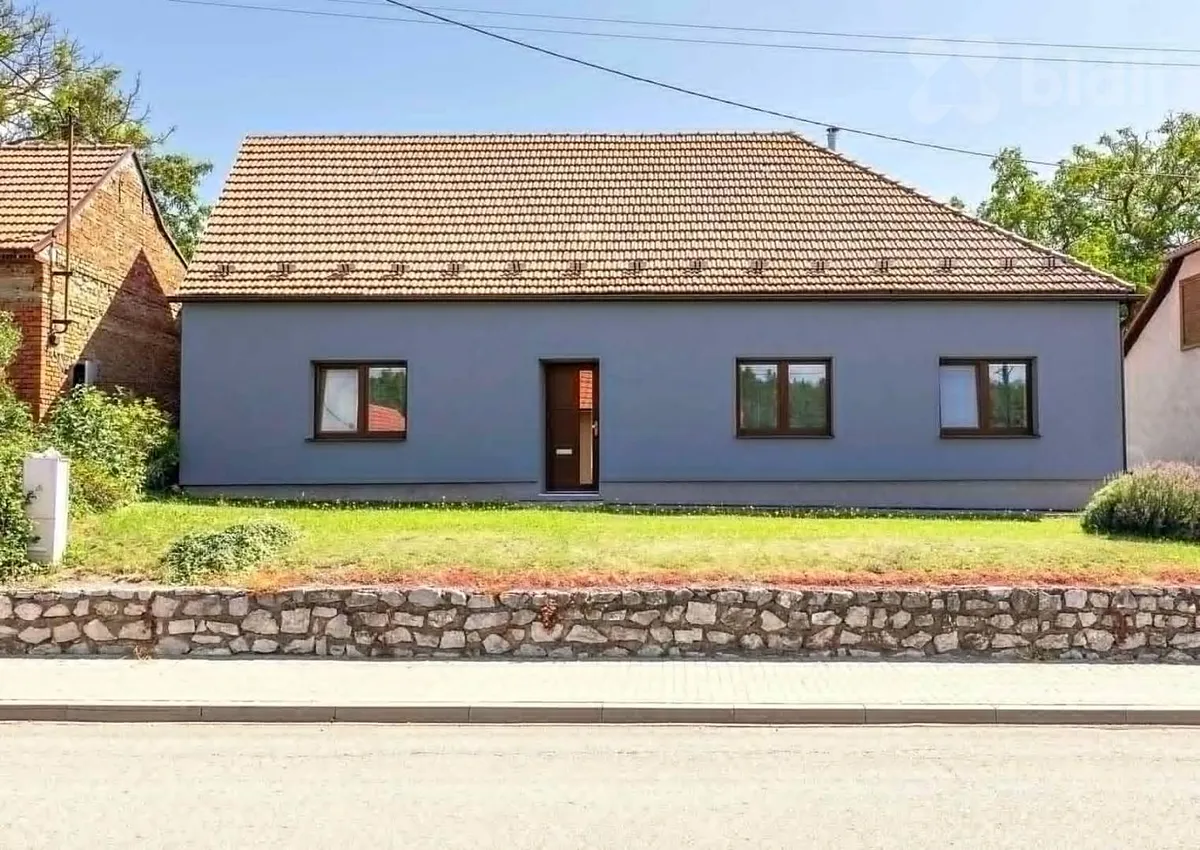 Prodej rodinného domu 150 m², pozemek 2106 m²